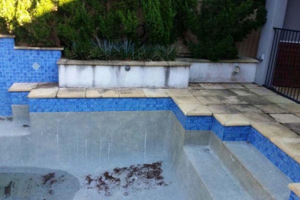 pool611771A1-06D2-50CE-21EE-8535FABA2543.jpg